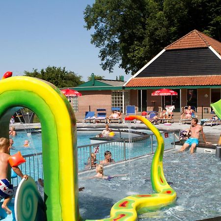 Camping De Koeksebelt Оммен Экстерьер фото