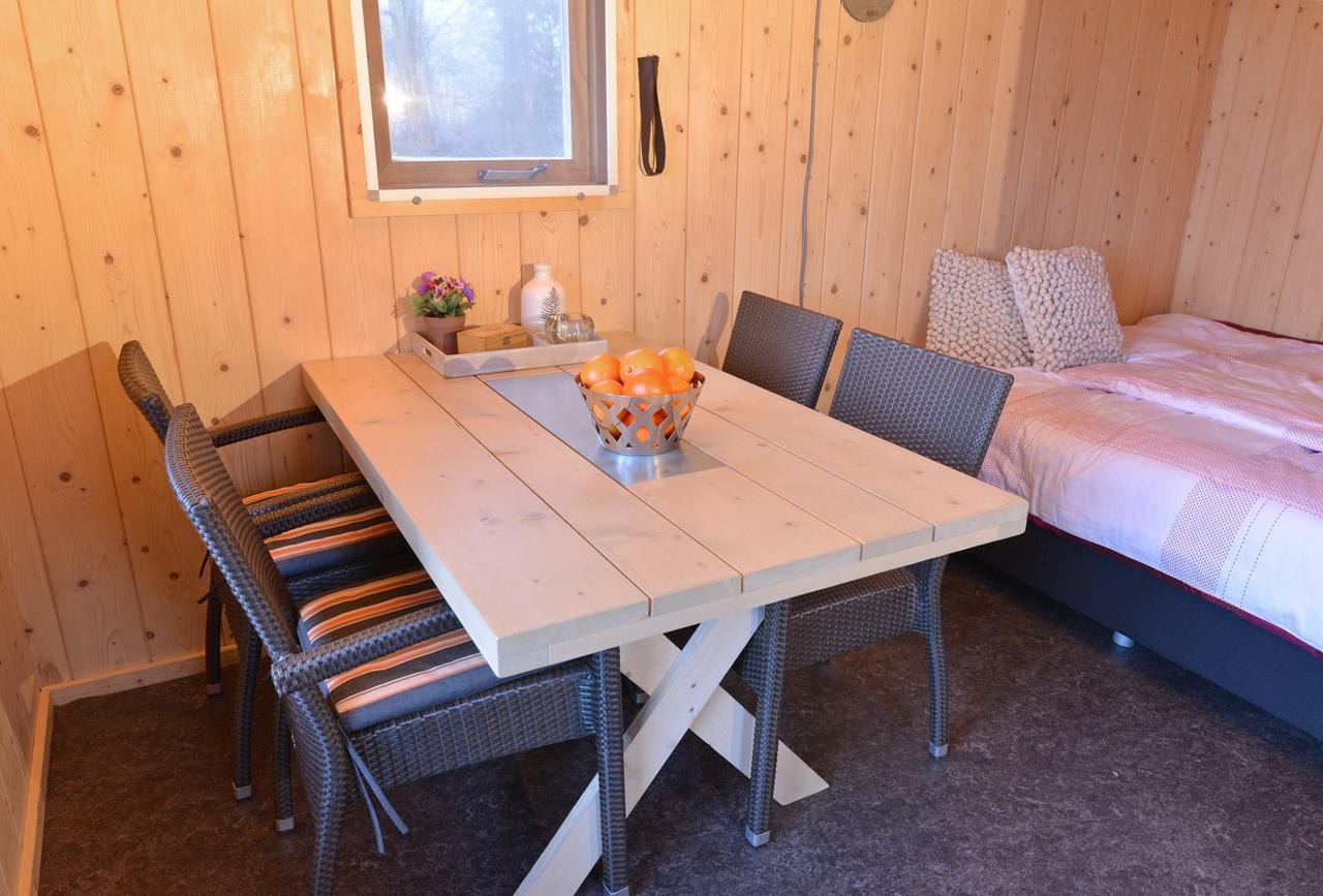 Camping De Koeksebelt Оммен Экстерьер фото