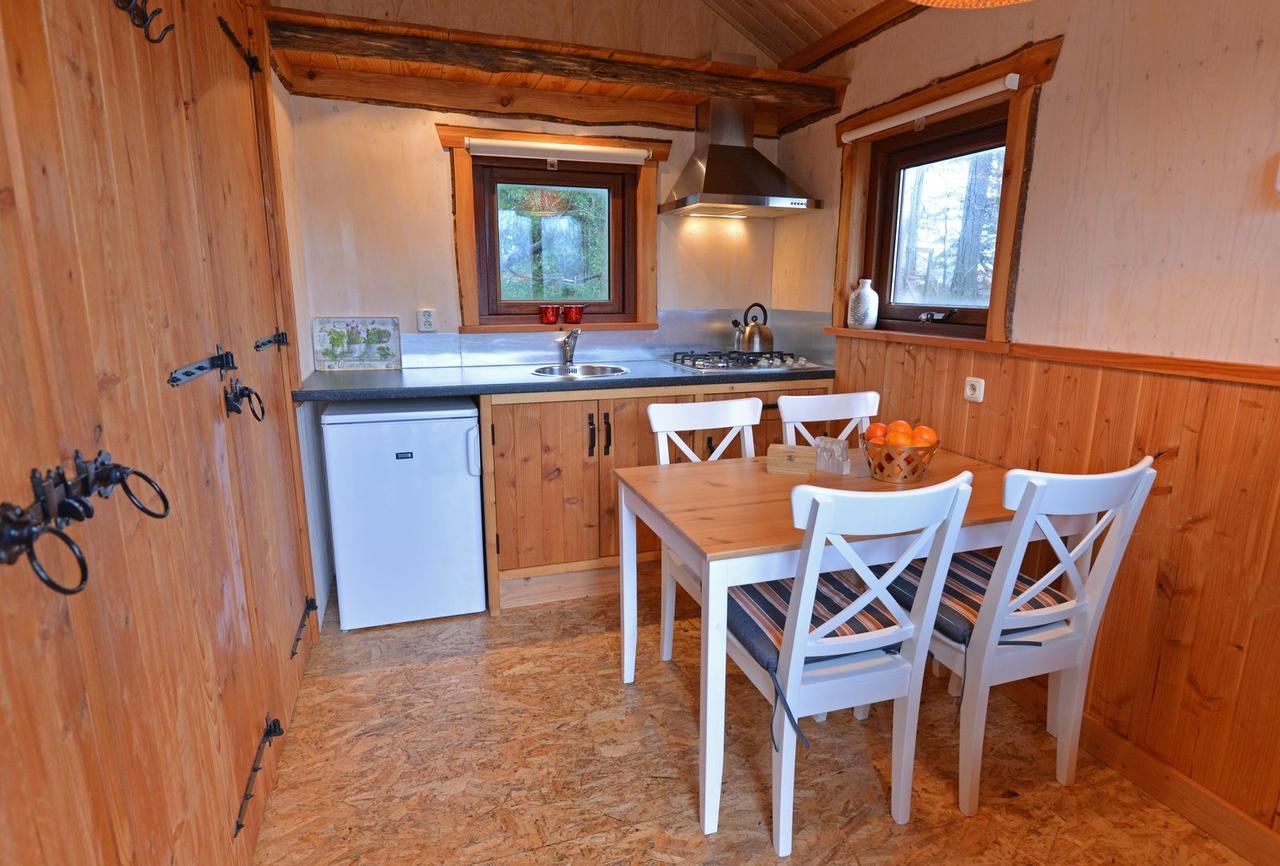 Camping De Koeksebelt Оммен Экстерьер фото